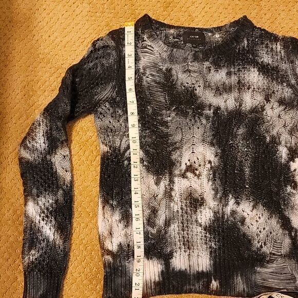 Joe's jeans camouflaged sweater size small. - Picture 4 of 7
